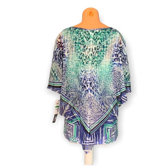 Large JM Collection Top - Picture 2 of 4